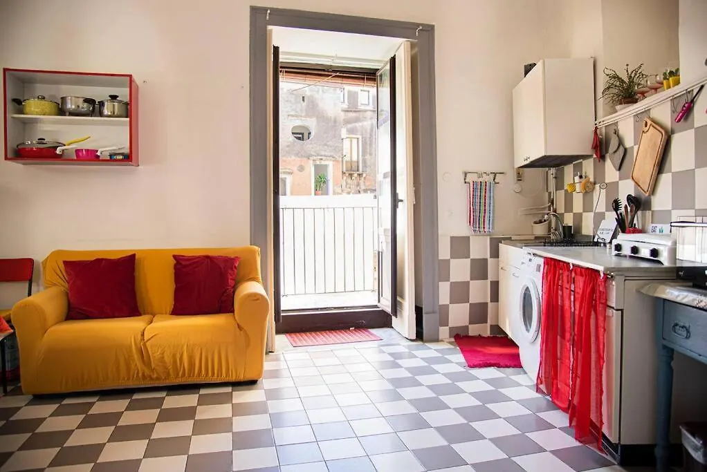 Mitha'S Rooms Catane Appartement